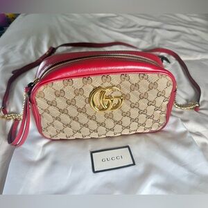 Gucci Beige and Red Crossbody Camera Bag (Rare) No longer Available